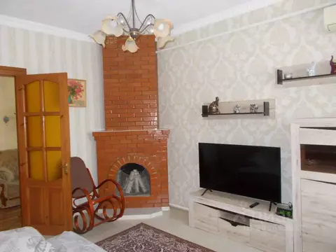 Дом в Крым, Евпатория ул. Володарского, 4 (71 м)