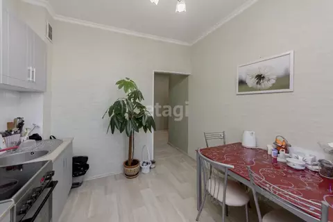 2-к кв. Тюменская область, Тюмень ул. Монтажников, 8 (62.1 м)