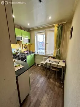 3-комнатная квартира: Тольятти, улица Карла Маркса, 17 (58.2 м)