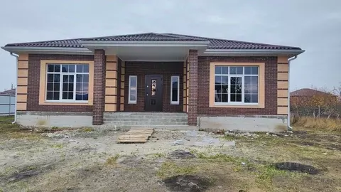 Дом в Ростовская область, Мясниковский район, с. Большие Салы Дачная ...