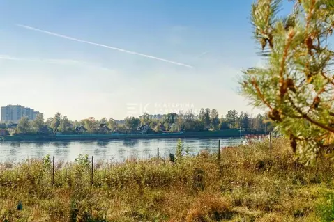 Участок в Ленинградская область, Всеволожский район, Имени Свердлова ...