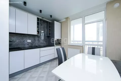 2-комнатная квартира: Калининград, Интернациональная улица, 48 (59 м)