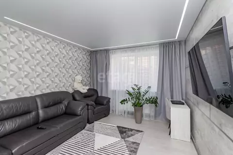 2-к кв. Ханты-Мансийский АО, Сургут Университетская ул., 49 (61.6 м)