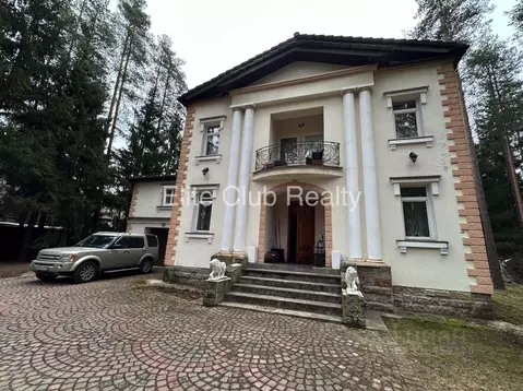 Дом в Ленинградская область, Выборгский район, Рощино пгт ул. Кирова, ...