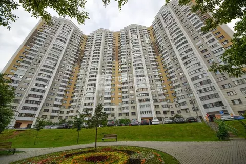 Продается 2-комнатная квартира