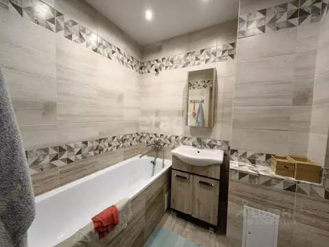 2-к кв. Воронежская область, Воронеж ул. Сельская, 2М (61.2 м)