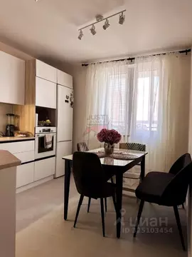 3-к кв. Московская область, Красногорск городской округ, Нахабино пгт ...