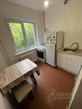 2-к кв. Омская область, Омск Заозерный мкр, ул. Бархатовой, 3В (44.0 ...