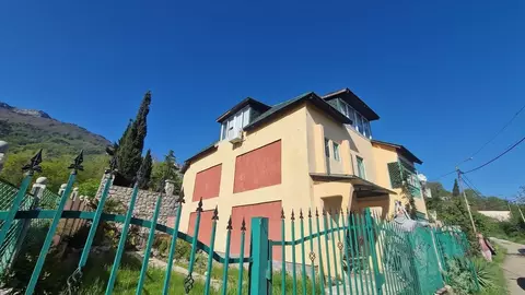 Дом в Крым, Ялта муниципальный округ, Голубой Залив пгт ул. ...