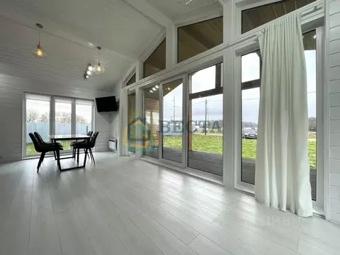 Дом в Ленинградская область, Ломоносовский район, Лопухинское с/пос, ...