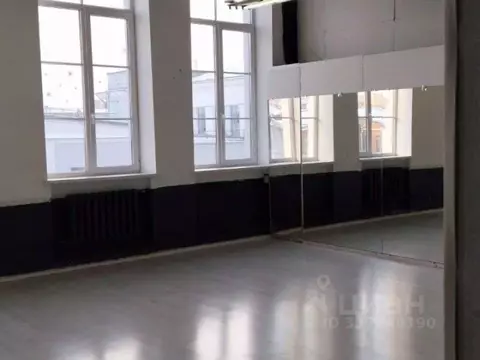 Помещение свободного назначения в Санкт-Петербург Звенигородская ул., ...