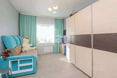 3-к кв. Бурятия, Улан-Удэ Стеклозавод мкр, ул. Кундо, 6 (63.0 м)