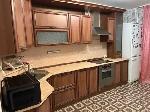 2-к кв. Тюменская область, Тюмень ул. Пермякова, 71к3 (64.0 м)