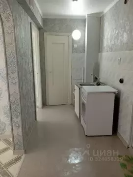 2-к кв. Карачаево-Черкесия, Черкесск ул. Космонавтов, 10 (32.8 м)