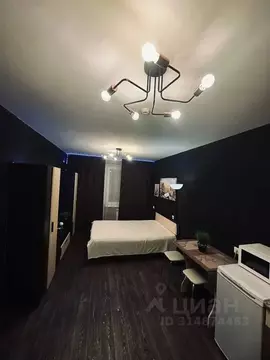 Студия Кировская область, Киров ул. Азина, 17 (28.0 м)