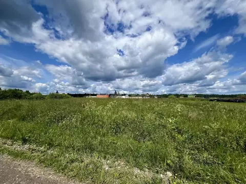 Участок в Ленинградская область, Киришский район, Кусинское с/пос, д. ...