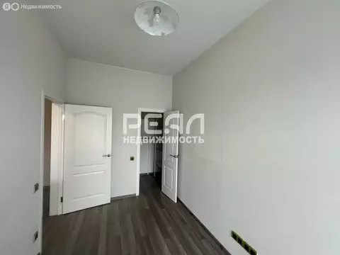 2к в 5-комнатной квартире (14.2 м)