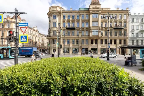3-к кв. Санкт-Петербург просп. Большой Петроградской стороны, 49/18 ...