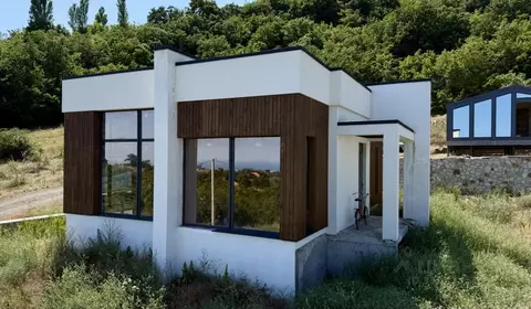 Дом в Крым, Алушта муниципальный округ, с. Изобильное пер. Кузнечный ...