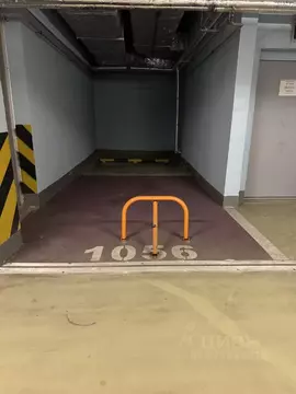 Гараж в Москва Мосфильмовская ул., 88к2с4 (18 м)