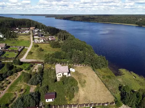 Дом в Ленинградская область, Выборгский район, Красносельское с/пос, ...