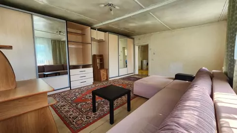 Дом в Свердловская область, Белоярский пгт ул. Тургенева, 3 (200 м)