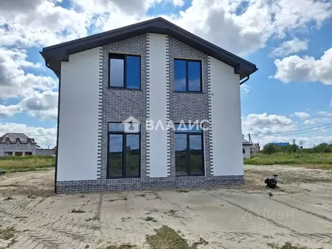Дом в Калининградская область, Гурьевский муниципальный округ, пос. ...