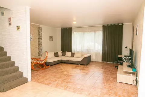 Таунхаус в Калининградская область, Калининград ул. Шишкина, 13 (177 ...