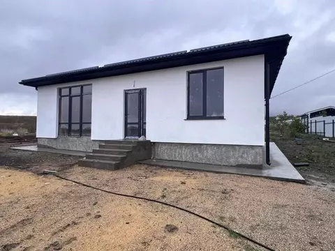 Дом в Крым, Симферопольский район, Трудовское с/пос, с. Строгоновка ...