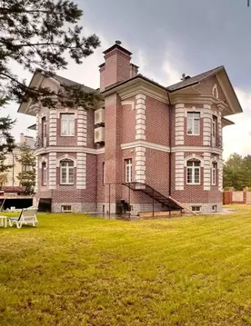 Дом в Московская область, Одинцовский городской округ, д. Молоденово  ...