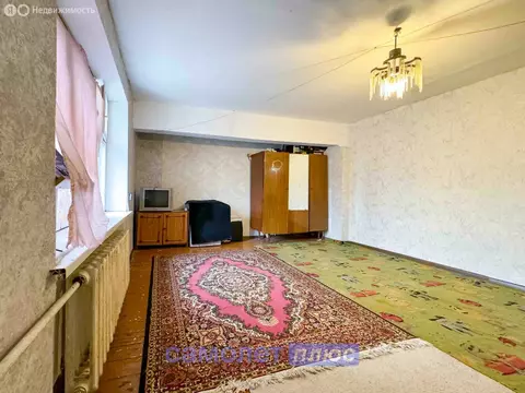 3-комнатная квартира: Чебоксары, проспект Ленина, 27 (66 м)