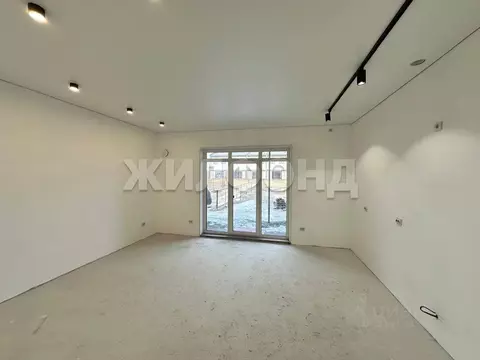 Таунхаус в Хакасия, Усть-Абаканский район, с. Калинино ул. Петровская, ...