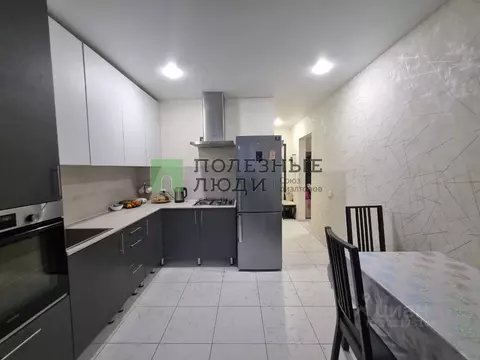 2-к кв. Татарстан, Зеленодольск просп. Строителей, 32А (56.1 м)