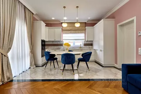 Дом в Краснодарский край, Краснодар ул. Луганская, 9/1 (138 м)