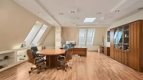 Офис в Москва Большой Строченовский пер., 7 (350 м)