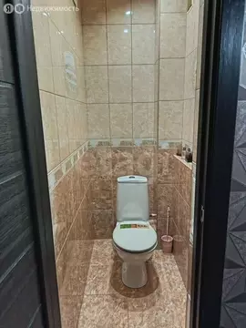 3-комнатная квартира: Барнаул, улица Матросова, 12 (65.9 м)