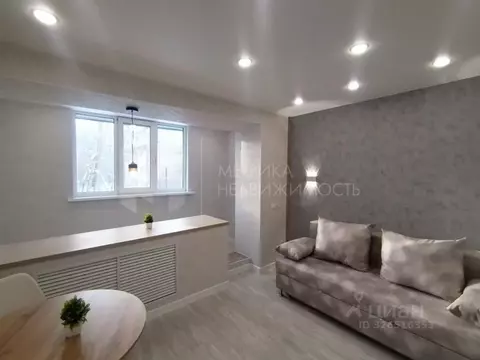 Студия Тюменская область, Тюмень ул. Щорса, 1а (12.6 м)