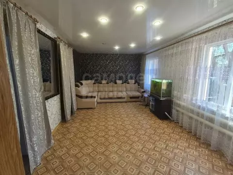 Дом в Оренбургская область, Оренбург городской округ, пос. Красный ...