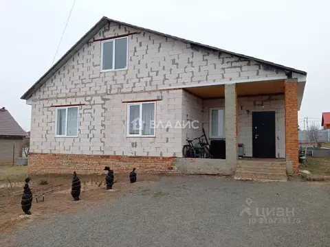 Дом в Белгородская область, Белгородский район, Беловское с/пос, с. ...