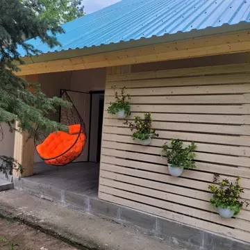 Дом в Волгоградская область, Среднеахтубинский район, Красное с/пос, ...