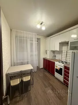 1-к кв. Чувашия, Чебоксары ул. Ильи Тукташа, 5/12 (35.0 м)