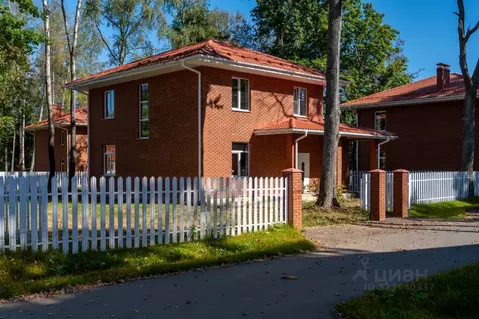 Коттедж в Московская область, Дмитровский муниципальный округ, ...
