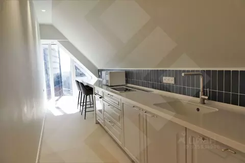 2-к кв. Москва 1-й Красногвардейский проезд, 15 (65.3 м)