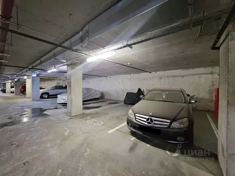 Гараж в Санкт-Петербург бул. Александра Грина, 1 (14 м)