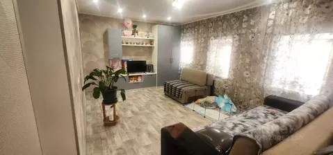 Дом в Ставропольский край, Михайловск Шпаковский район, Октябрьская ...