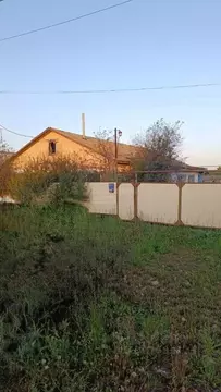 Дом в Оренбургская область, Шарлыкский район, с. Новоникольское пер. ...
