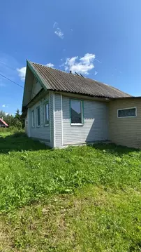 Дом в Новгородская область, Маловишерский район, Бургинское с/пос, д. ...