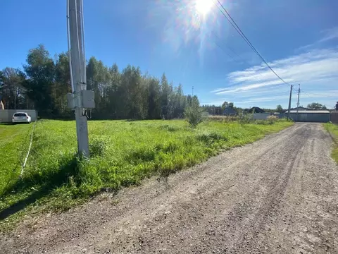 Участок в Московская область, Павлово-Посадский городской округ, д. ...