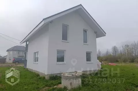 Дом в Новгородская область, Новгородский район, Ермолинское с/пос, д. ...