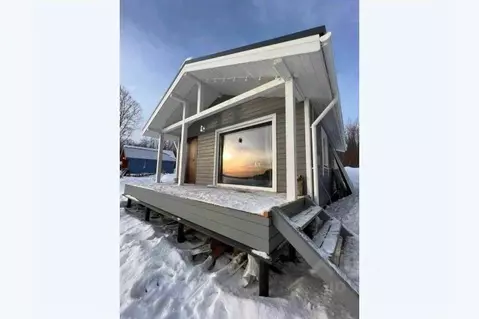 Дом в Карелия, Лахденпохский район, Мийнальское с/пос, пос. Сикопохья  ...